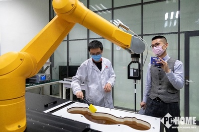 华为手机郑平方:荣耀成功源于共享质量体系